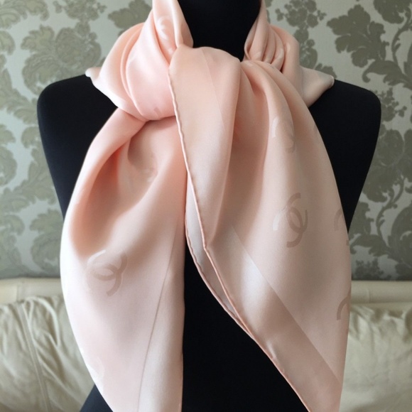 100% Auth CHANEL 100% Silk Scarf - Picture 7 of 8